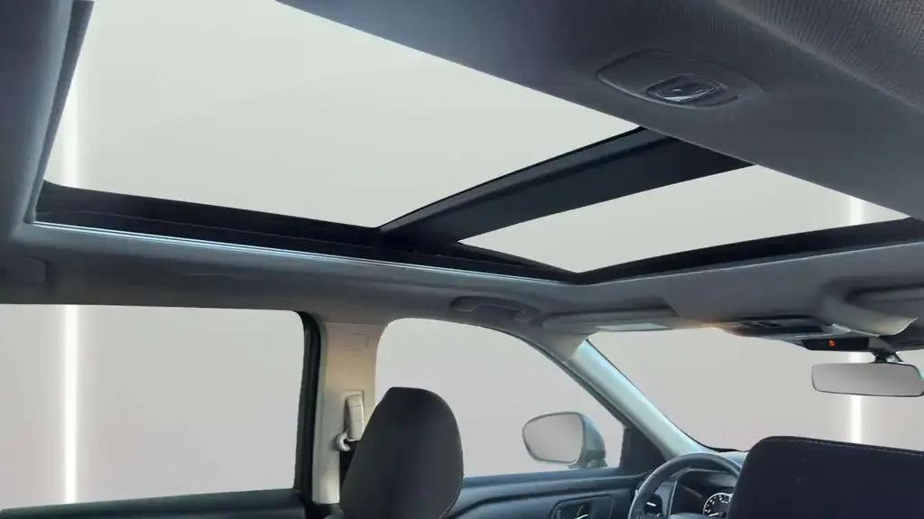 Nissan Rogue 2026 photo 2