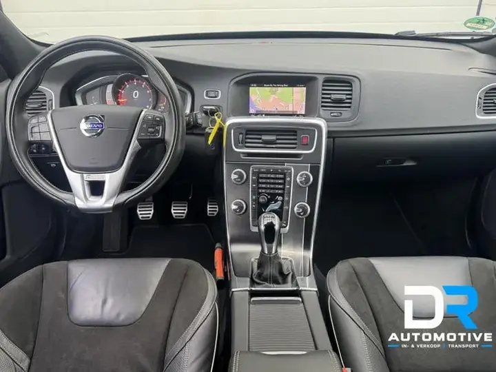 Volvo V60 2018 photo 3