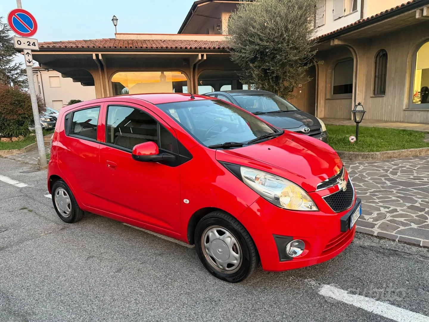 Chevrolet Spark 2012 photo 2