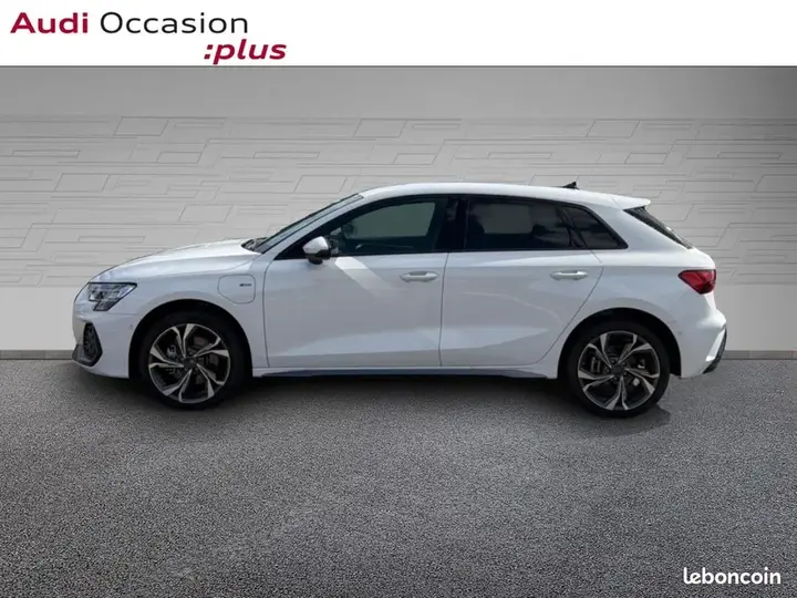 Audi A3 2026 photo 2