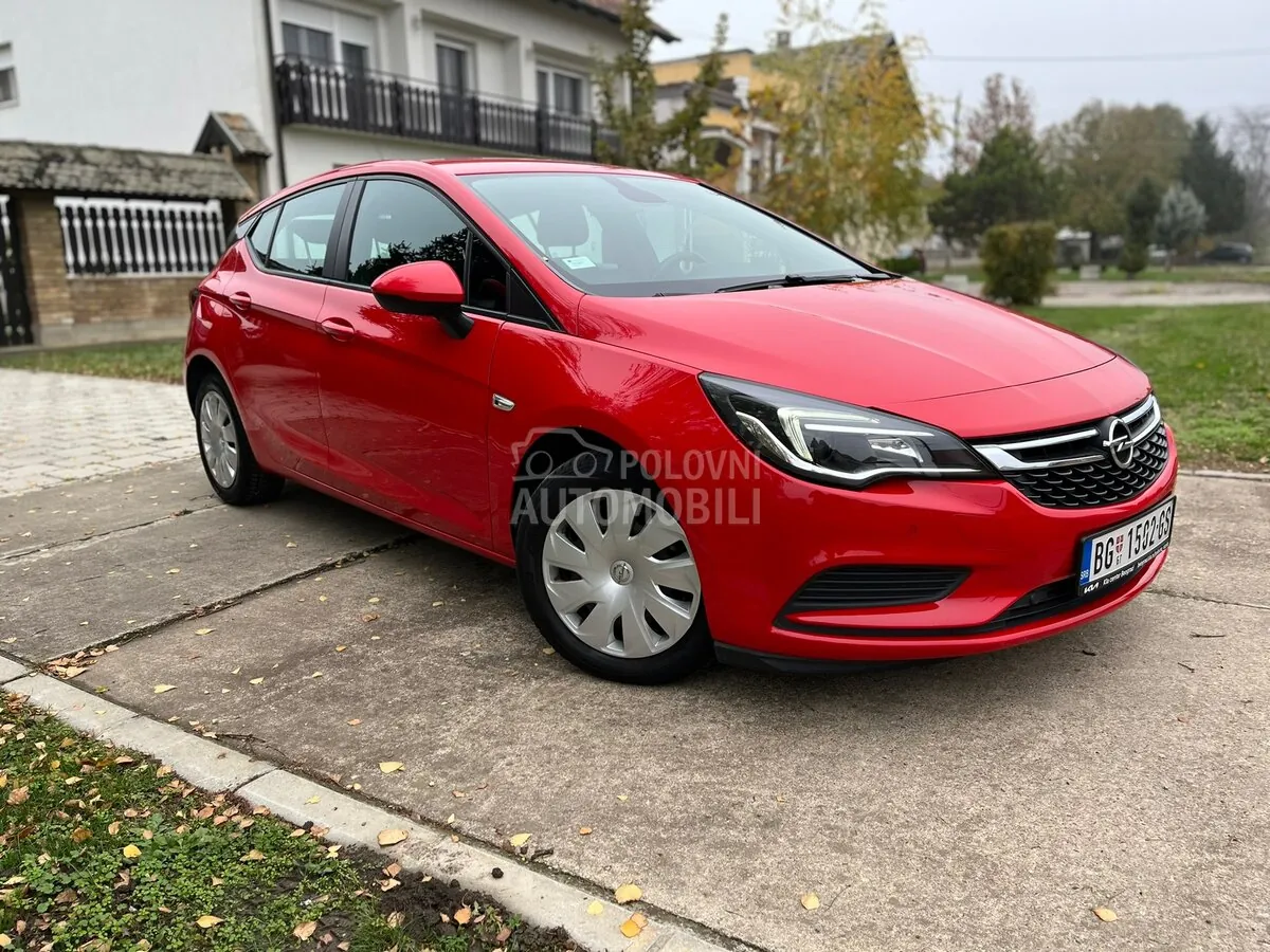 Opel Astra K 2018 photo 5