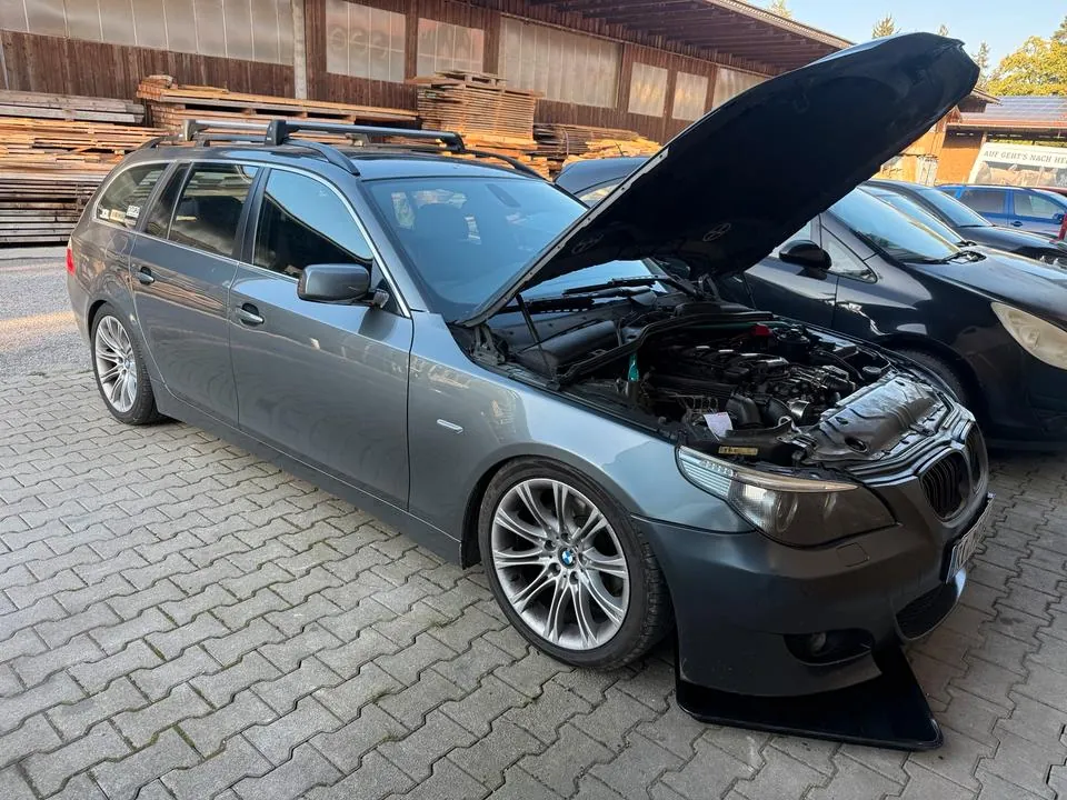 BMW E61 525D