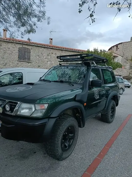 Nissan Patrol 2000 photo 3
