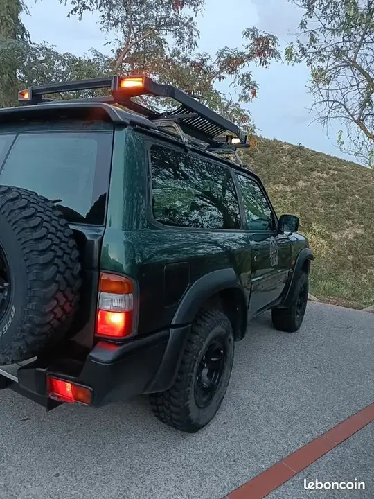 Nissan Patrol 2000 photo 2