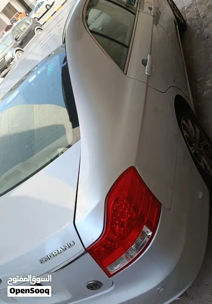 Geely Emgrand 2012 photo 3
