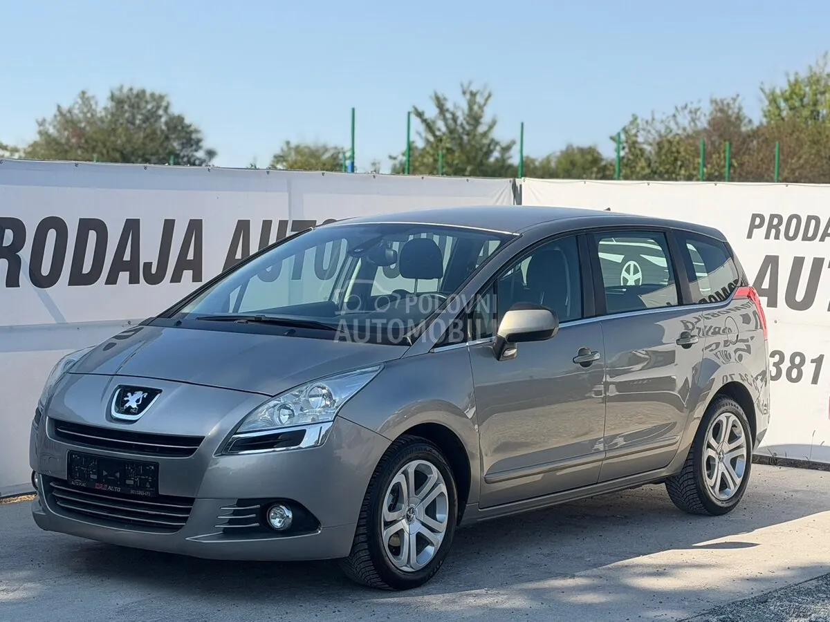Peugeot 5008 2011 photo 4