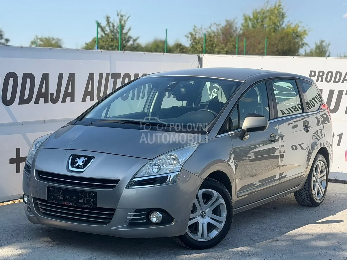 Peugeot 5008 2011 photo 2