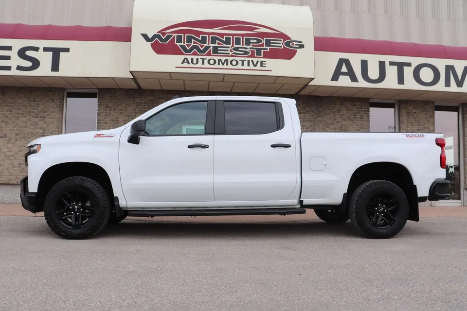 Chevrolet Silverado 1500 2022 photo 3