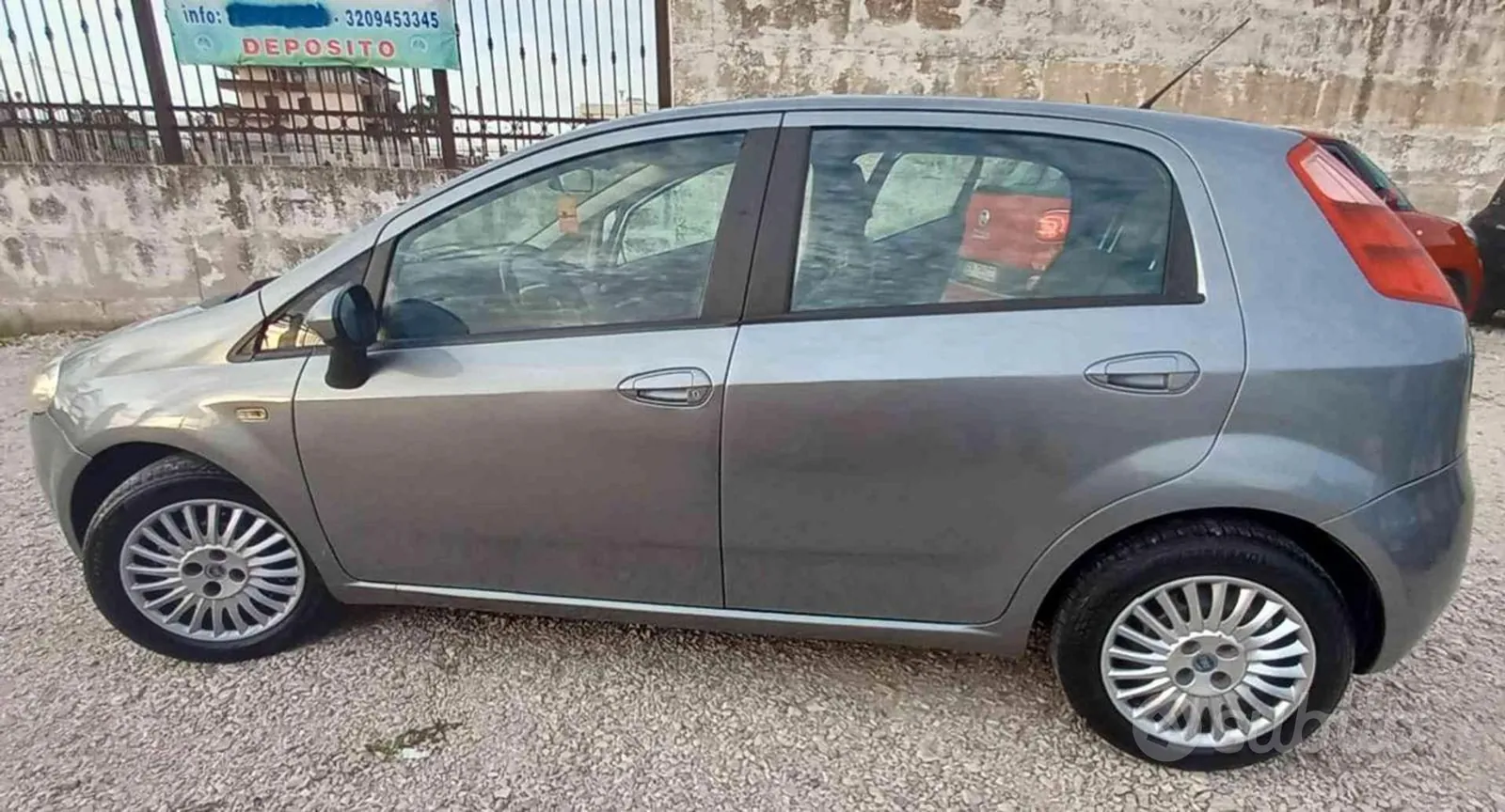 Fiat Grande Punto 2006 photo 2
