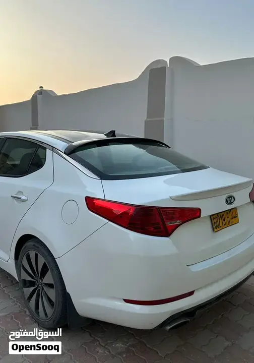 Kia Optima 2012 photo 2
