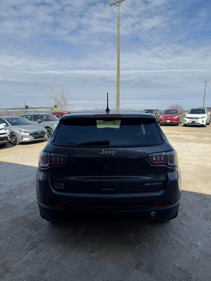 Jeep Compass 2022 photo 3