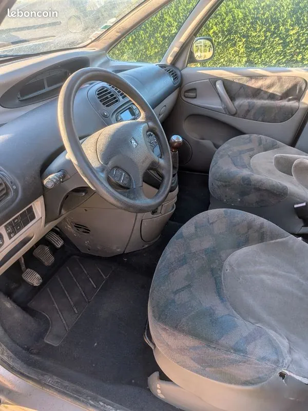 Citroen Xsara Picasso 2002 photo 2