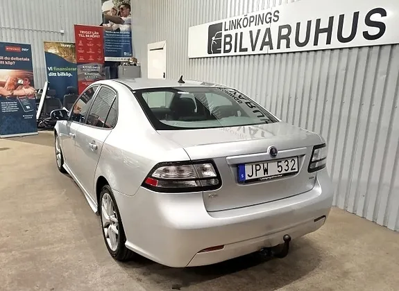 Saab 9-3 2011 photo 3