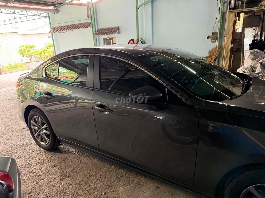 Mazda 3 2022 photo 4