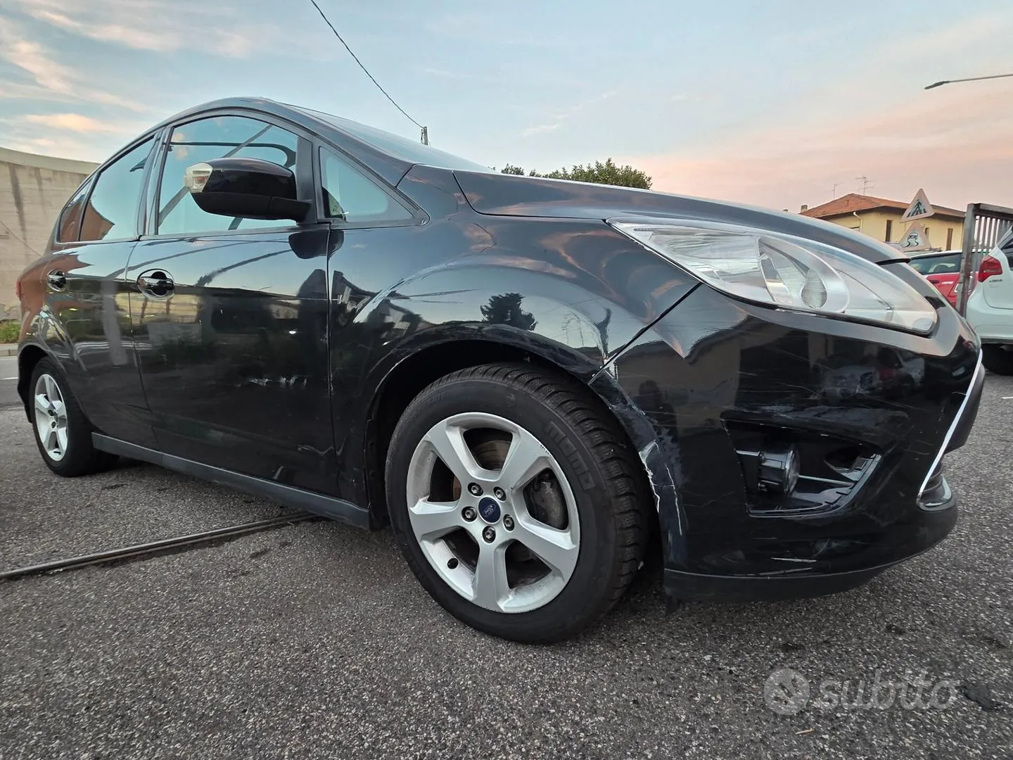 Ford C-Max 2016 photo 2