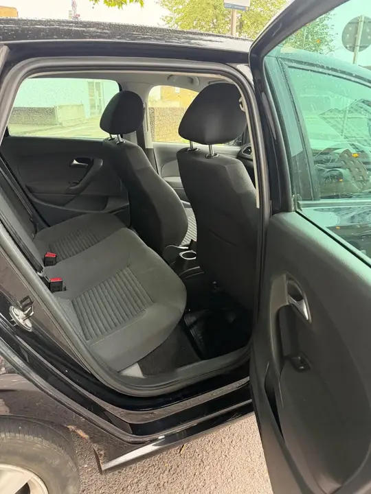 Volkswagen Polo 2012 photo 5