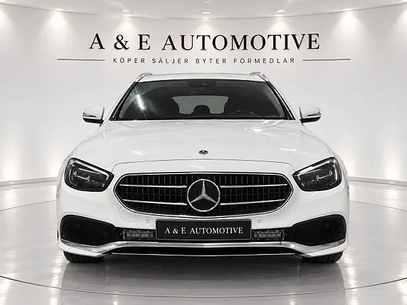 Mercedes-Benz E300 2022 photo 4