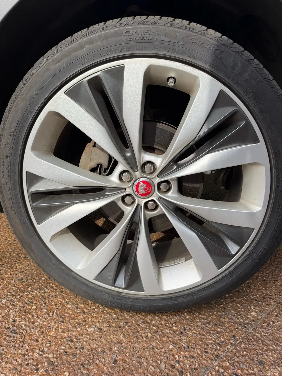 Jaguar F-Pace 2018 photo 5