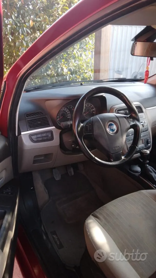Fiat Grande Punto 2007 photo 4