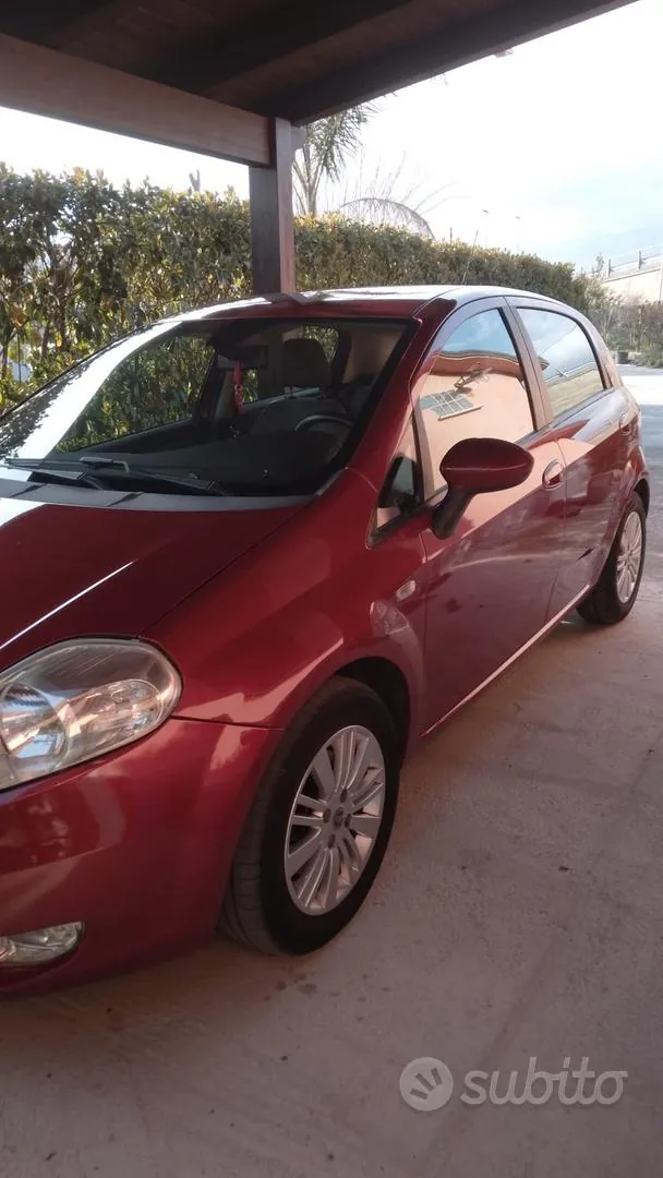 Fiat Grande Punto 2007 photo 2