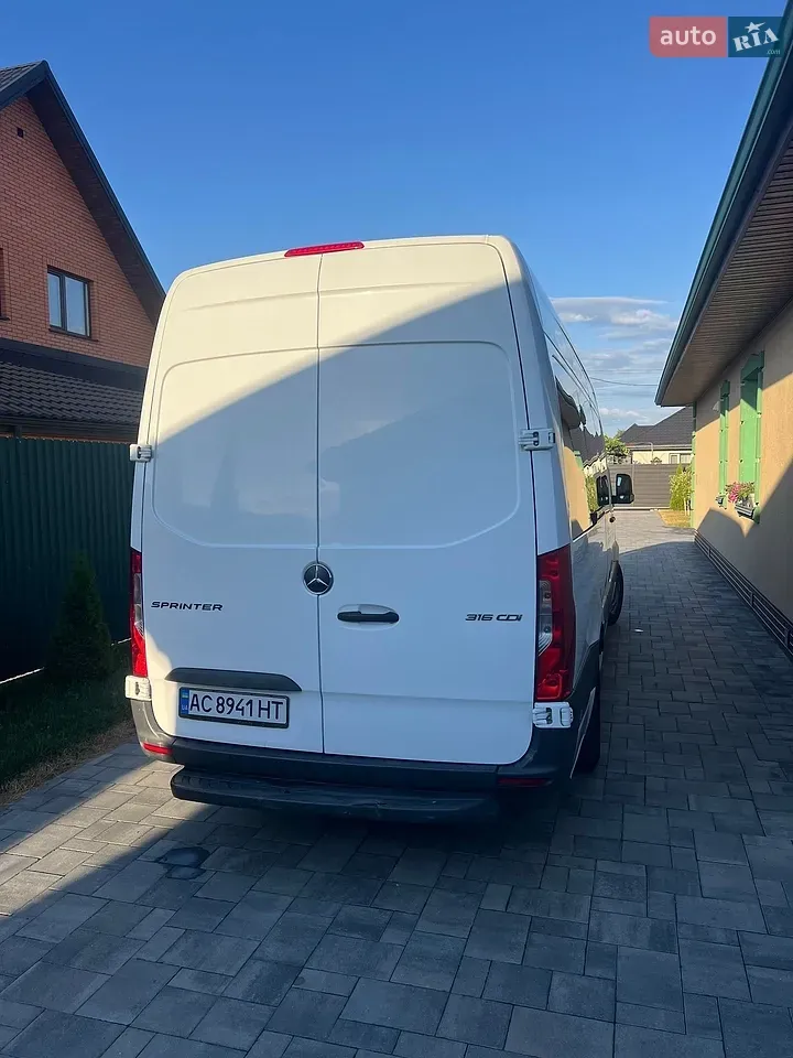 Mercedes-Benz Sprinter 2019 photo 2