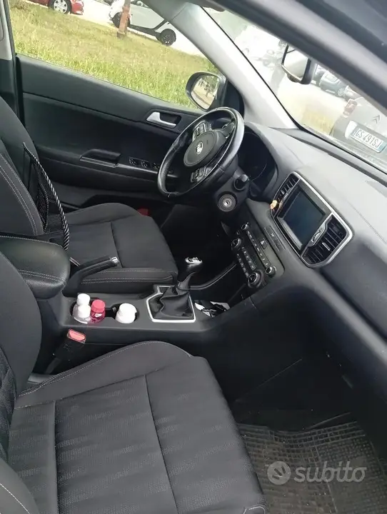 Kia Sportage 2018 photo 2