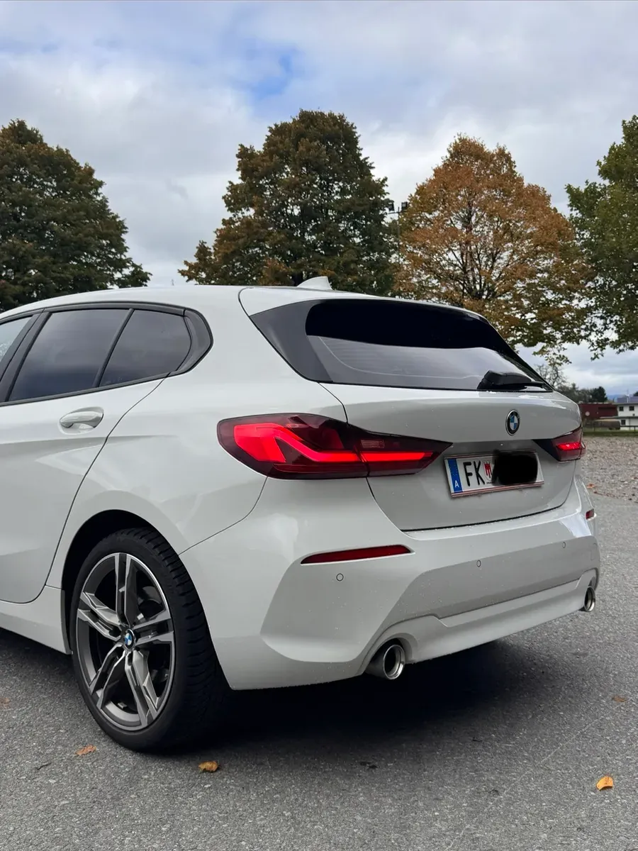 BMW 1 Series 2021 photo 3