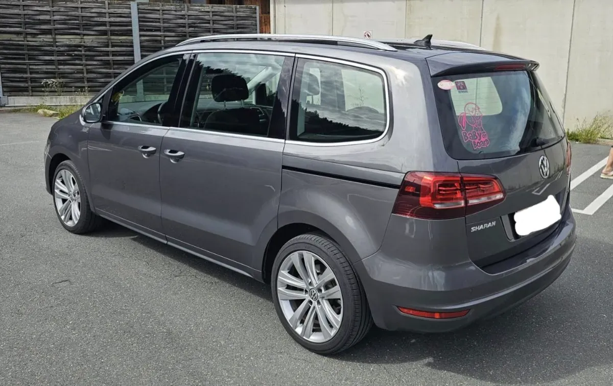 Volkswagen Sharan 2017 photo 2