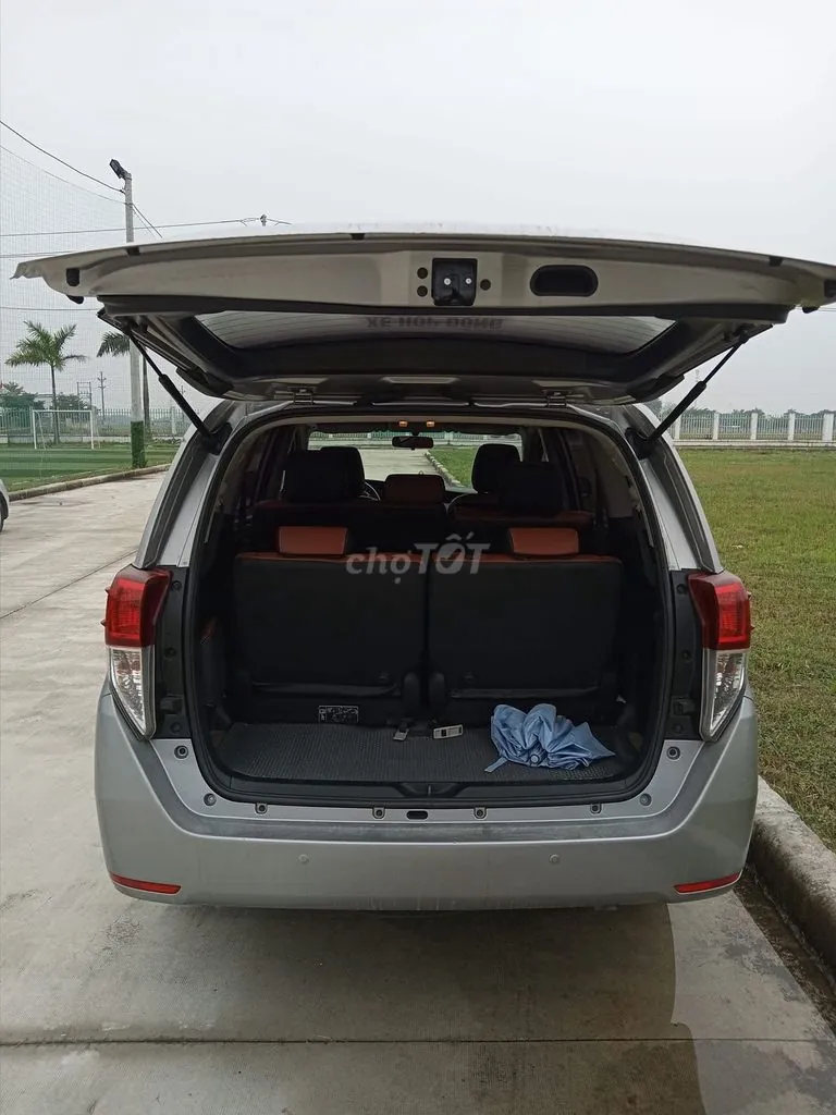 Toyota Innova 2016 photo 2