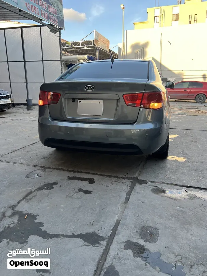Kia Cerato 2012 photo 2