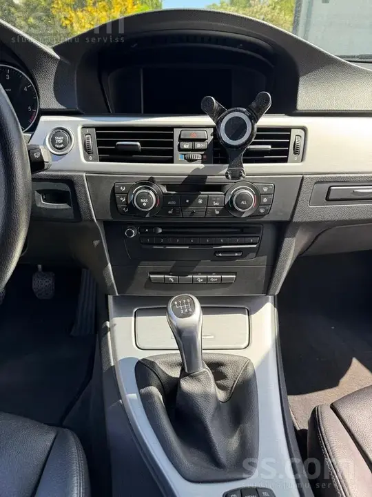 BMW 320D 2012 photo 4