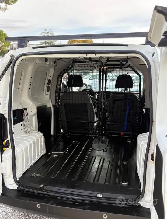 Fiat Fiorino 2016 photo 5