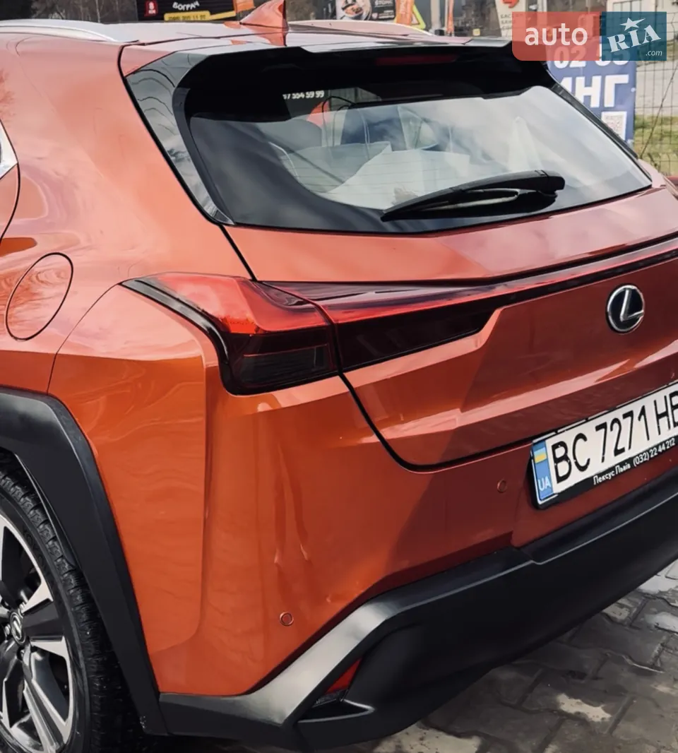 Lexus Ux 2019 photo 4