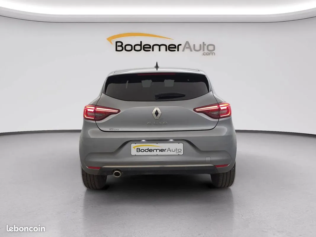 Renault Clio 2023 photo 4