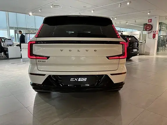 Volvo Ex90 2026 photo 4