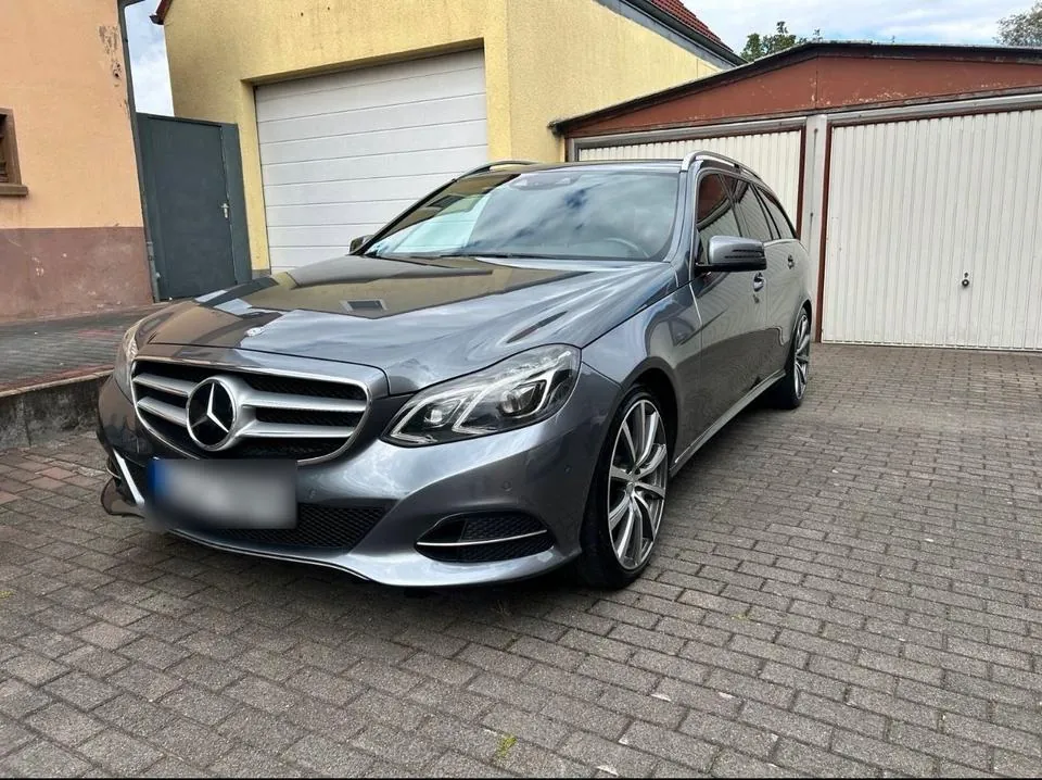 Mercedes-Benz E 250