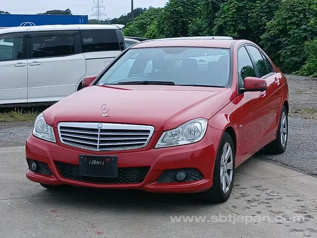 Mercedes-Benz C-Class 2011 photo 3