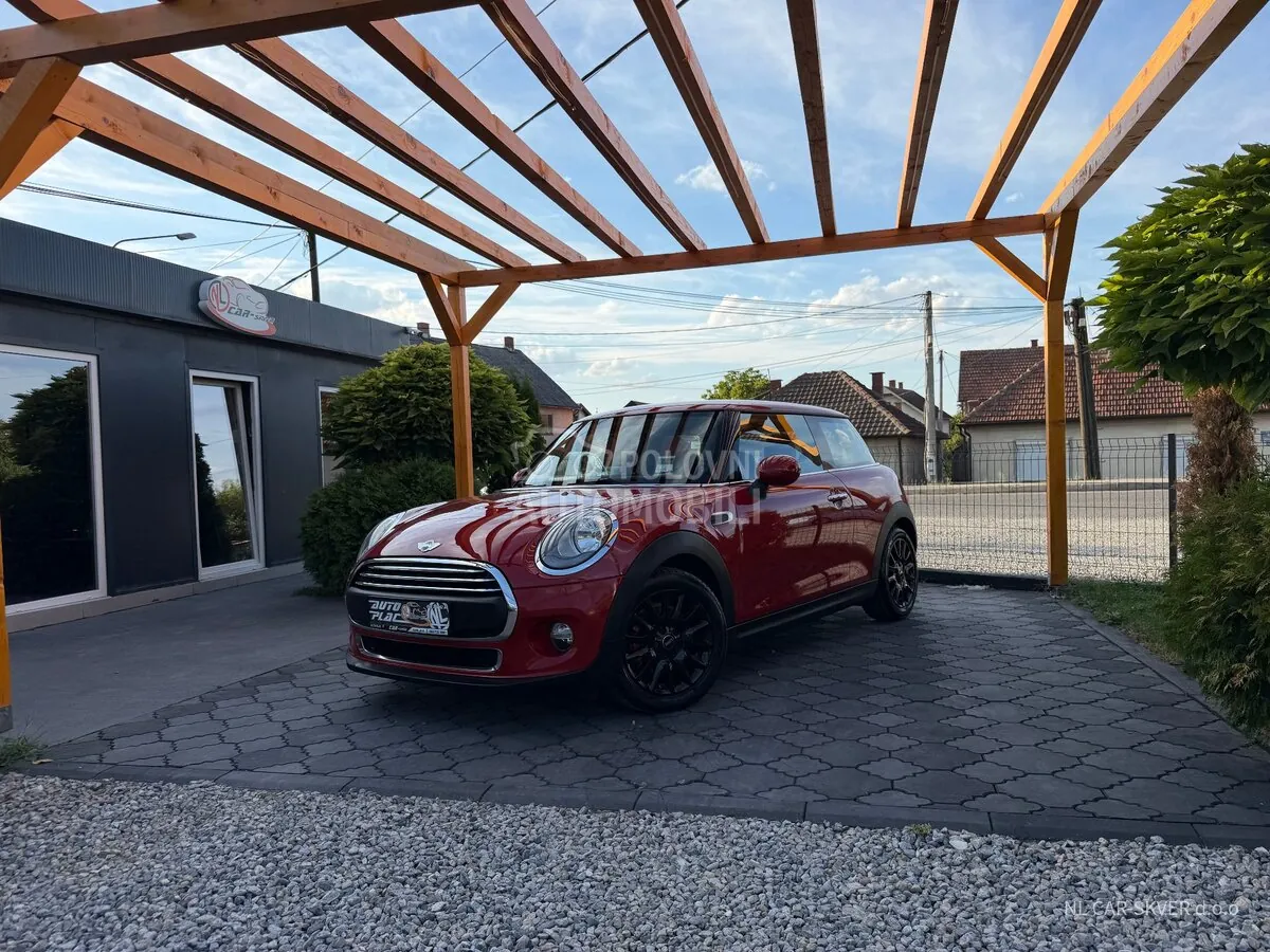 Mini One 2017 photo 2