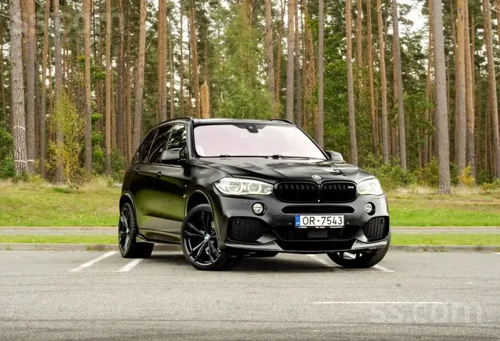 BMW X5 2014 photo 2