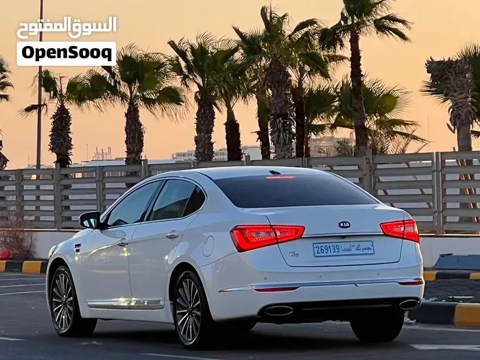 Kia Cadenza 2015 photo 3