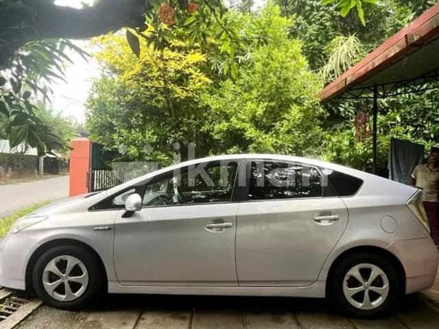 Toyota Prius 2013 photo 3