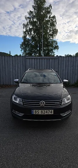 Volkswagen Passat 2014 photo 2