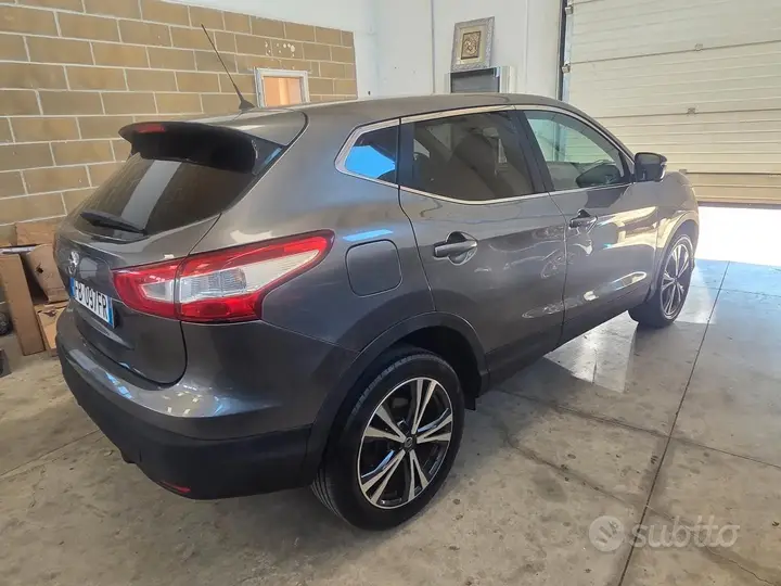 Nissan Qashqai 2015 photo 3