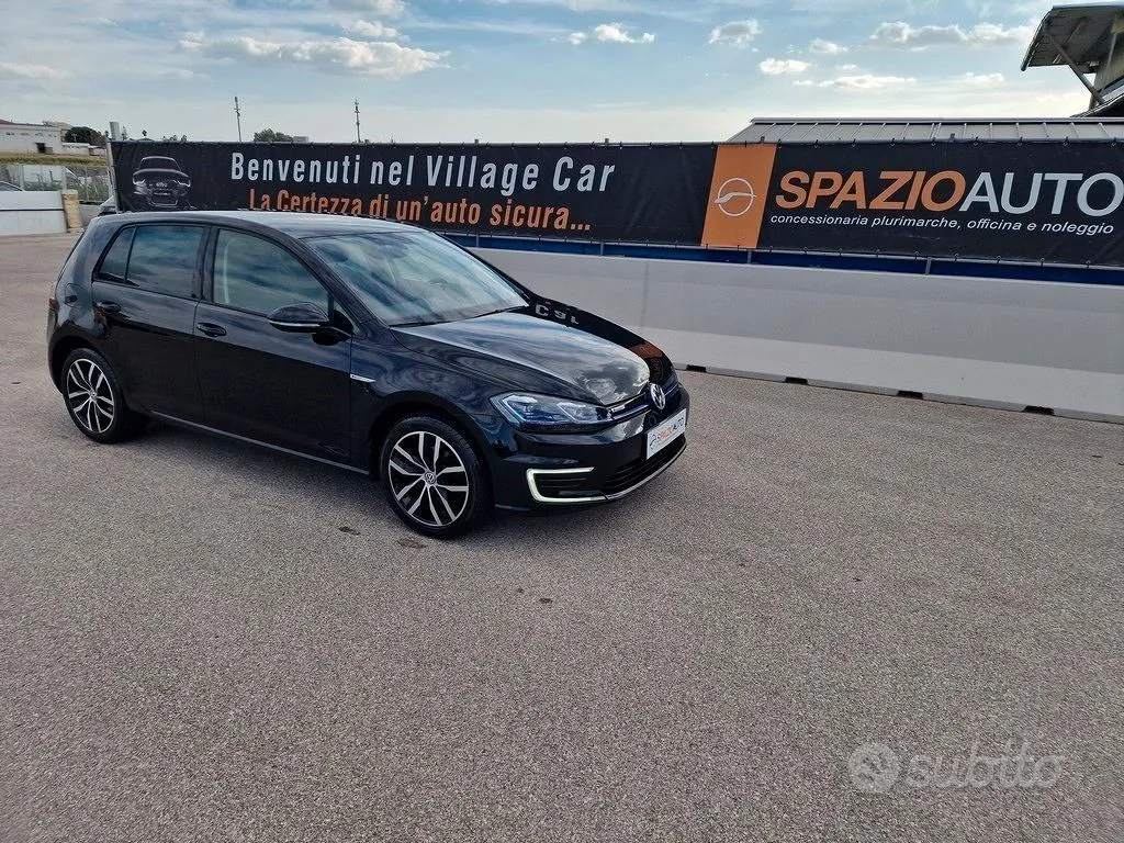 Volkswagen Golf 2019 photo 2