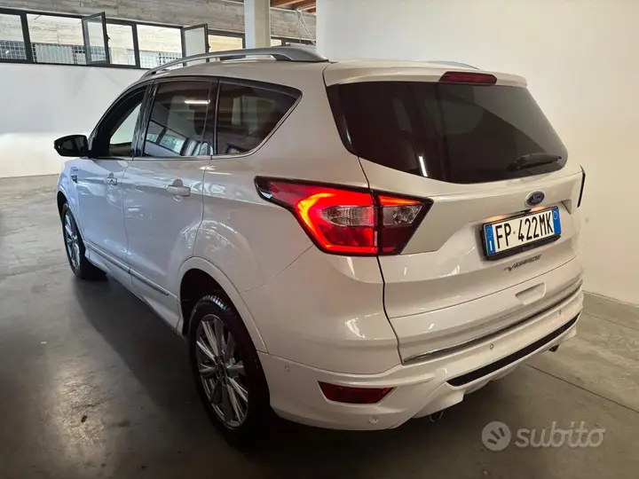 Ford Kuga 2018 photo 2