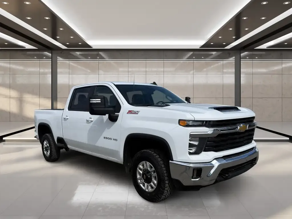 Chevrolet Silverado 2500 2024 photo 2