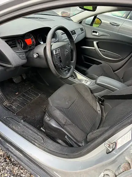Citroen C5 2010 photo 5