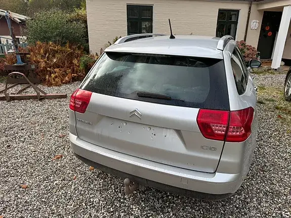 Citroen C5 2010 photo 3