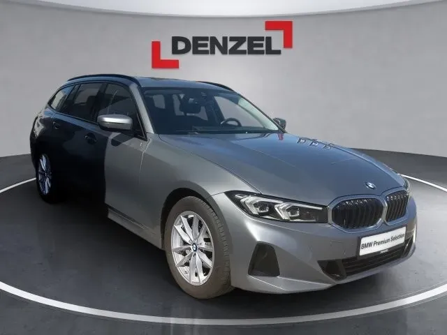 BMW 3 Series 2023 photo 3