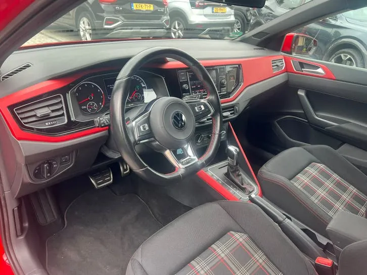 Volkswagen Polo 2020 photo 2